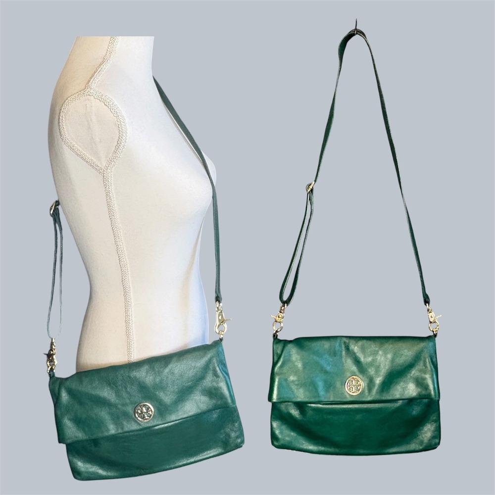 Tory Burch Amanda Fold Over Crossbody Bag Green Leather Gold Logo Shoulder Purse